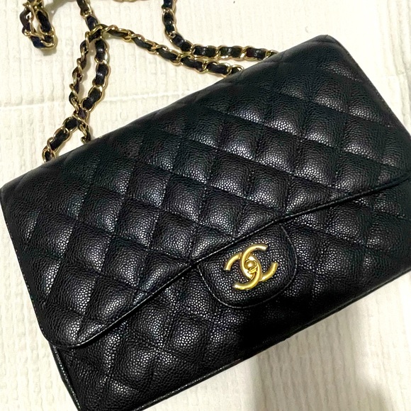 BLACK QUILTED CAVIAR NEW CLASSIC DOUBLE FLAP JUMBO - Picture 1 of 14